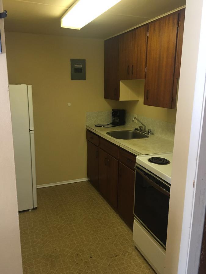Travellers Rest Motel Salmon Arm Εξωτερικό φωτογραφία