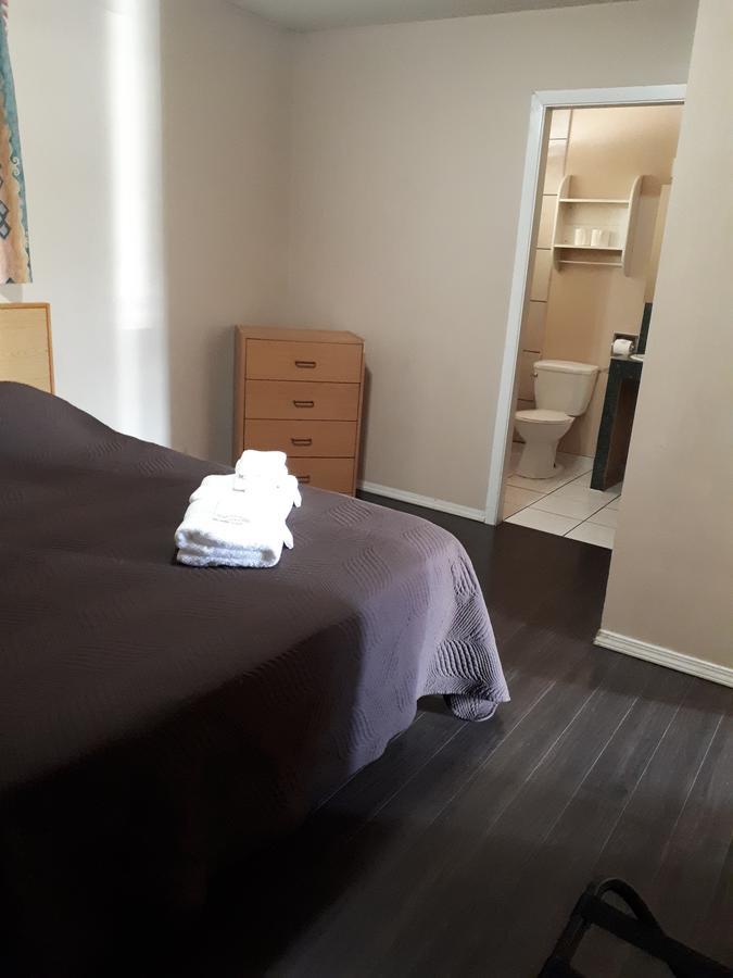 Travellers Rest Motel Salmon Arm Εξωτερικό φωτογραφία